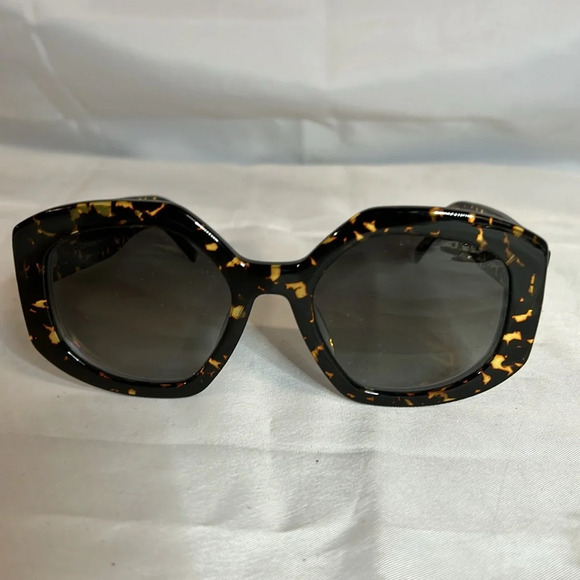 Warby Parker Adira W302 Eyeglasses Frames RXABLE. Tortoise main image 9